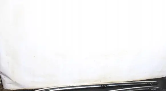 Toyota Auris E180 Roof transverse bars on the 
