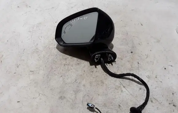Volvo S60 Front door electric wing mirror 31477570
