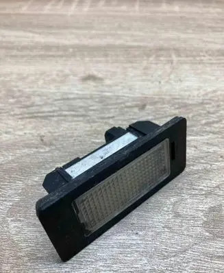 Ford C-MAX I Number plate light 001318