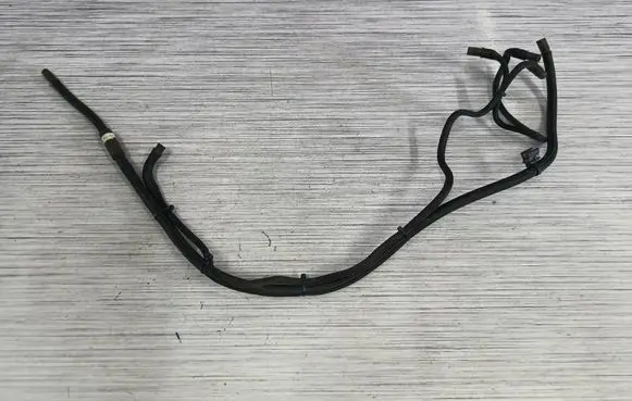 Mini Cooper Roadster R59 Vacuum line/pipe/hose 7593718 11657593718