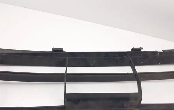Honda FR-V Front bumper lower grill