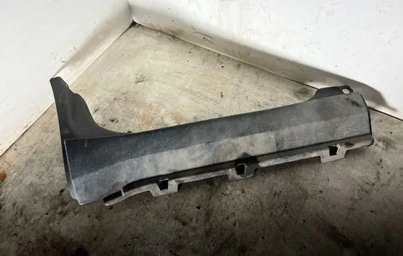 Iveco Daily 6th gen Side skirt front trim 5801521533