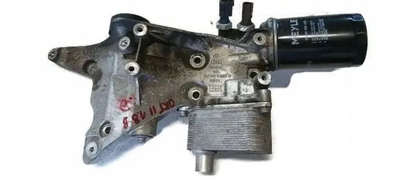Skoda Octavia Mk2 (1Z) Oil filter mounting bracket 543