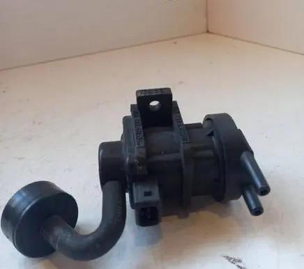 Volvo S40, V40 Turbo solenoid valve 7700874764