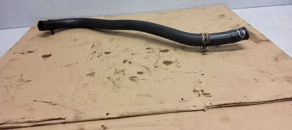Chrysler Town & Country IV Engine coolant pipe/hose