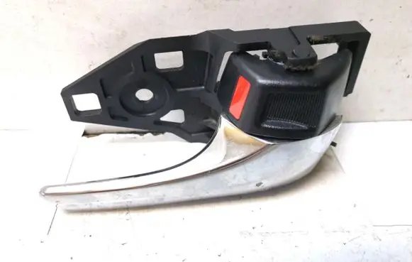Toyota Hilux (AN120, AN130) Rear door interior handle