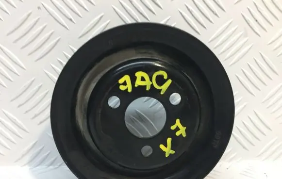 Jaguar XJ X308 Power steering pump pulley NCA3740AD