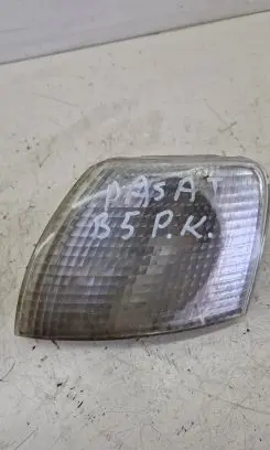 Volkswagen PASSAT B5 Front indicator light