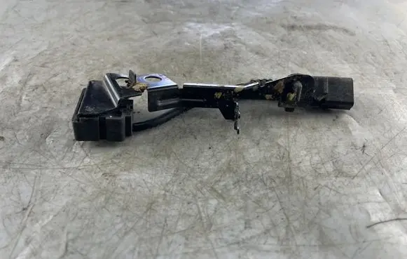 Audi A8 S8 D3 4E Air suspension front height level sensor 4E0616576J 4E0907651G 4E0907651G888