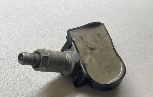 Land Rover Discovery Sport Tire pressure sensor GX63-1A159-AA