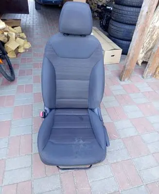 Hyundai Ioniq Front driver seat 