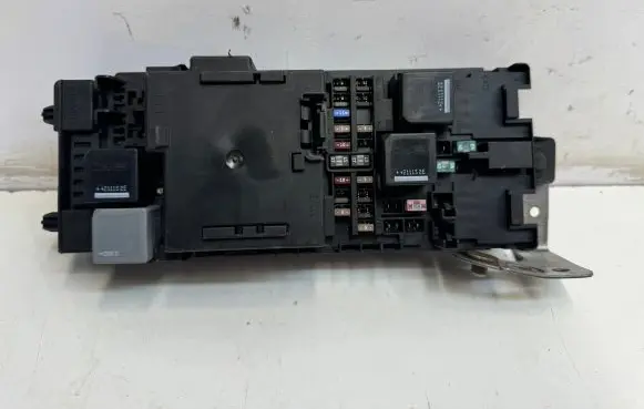 Land Rover Discovery 5 Fuse module JPLA14A073BB