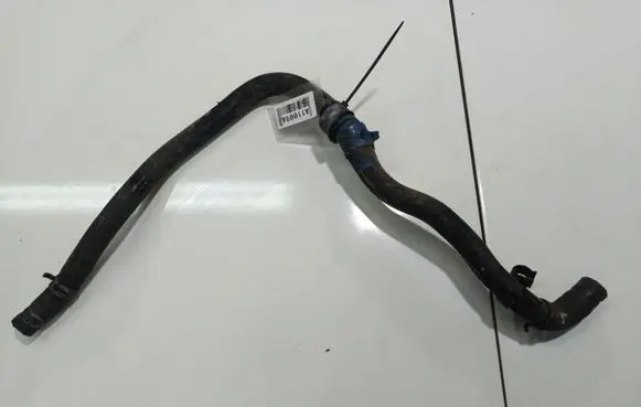 Opel Zafira B Engine coolant pipe/hose 