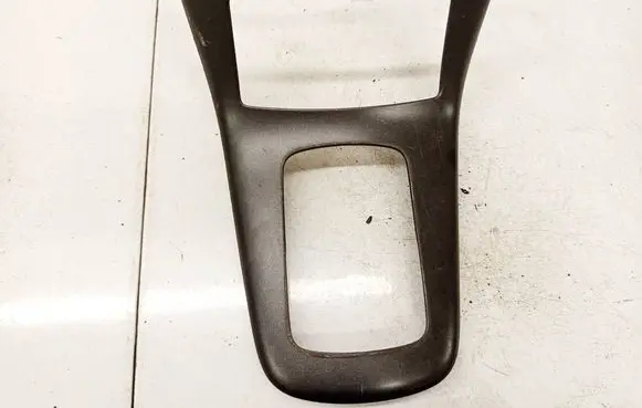 Toyota Avensis T250 Center console 8493
