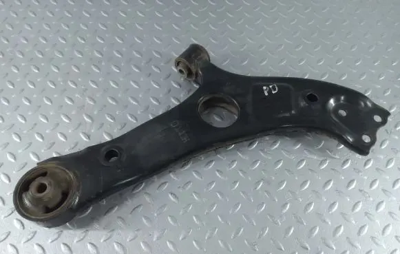 KIA Optima Front lower control arm/wishbone 545012T030