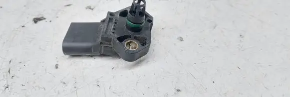 Volkswagen Golf V Air pressure sensor 0281002399 038906051B