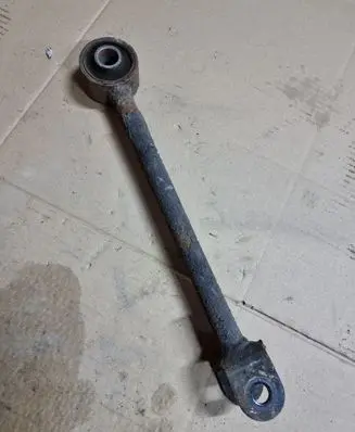 Hyundai Santa Fe Rear upper control arm/wishbone NOCODE