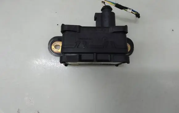 Volkswagen Golf Plus ESP acceleration yaw rate sensor 1K0907655C