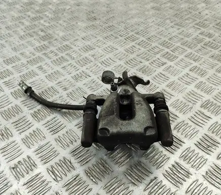 Mitsubishi Colt Rear brake caliper 4605A073