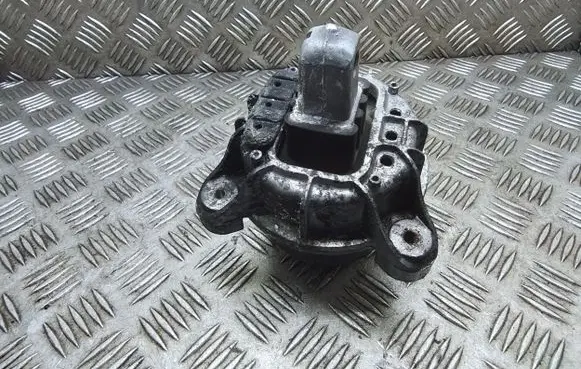 BMW 5 F10 F11 Engine mount bracket 6780264 678026401