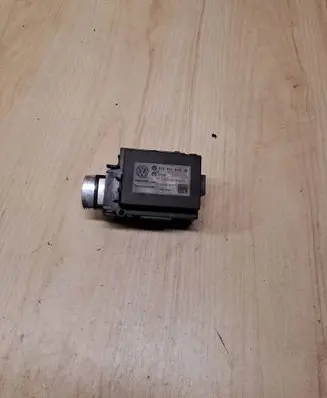 Volkswagen PASSAT B6 Ignition lock 3C0905843M 33303301 116120013899