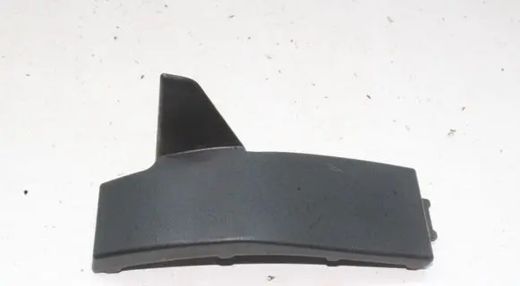 Lexus RC Rear/tail light trim molding 8149724010