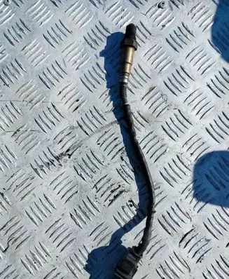 BMW 5 E60 E61 Lambda probe sensor 0281004018 7791600