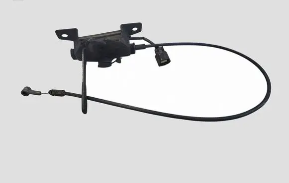 Hyundai Santa Fe Engine bonnet/hood lock/latch loop/hook