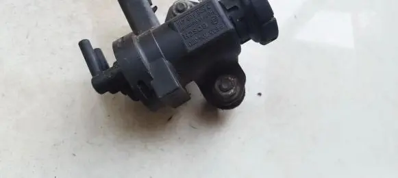 Peugeot 607 Turbo solenoid valve 9635704380 0928400414