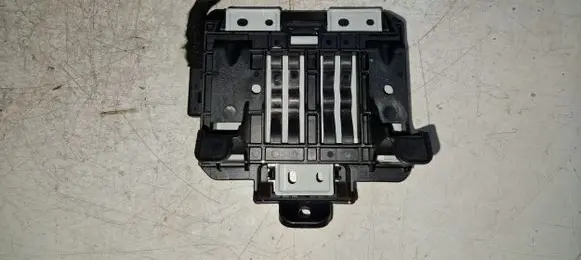 Mercedes-Benz C W204 Head unit multimedia control A2049000300