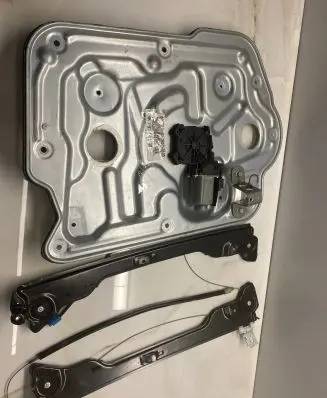 Nissan Qashqai Front window lifting mechanism without motor 80770JD00 28320103 N077C70000