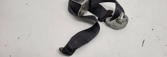 Toyota Verso Rear seatbelt 610307800C 090330