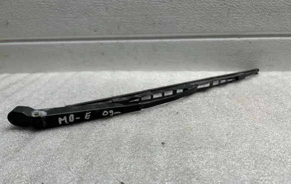 Mercedes-Benz E W211 Windshield/front glass wiper blade 