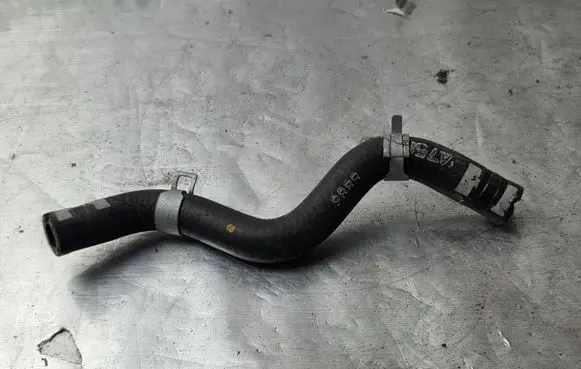 Hyundai i20 (BC3 BI3) Coolant pipe/hose 4758 5886