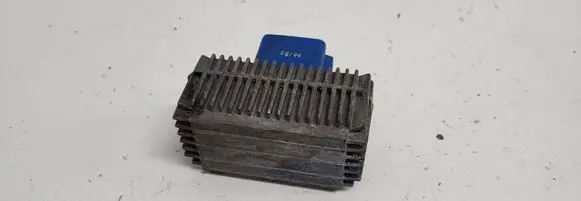 Opel Zafira B Glow plug pre-heat relay 55353011 51299014B