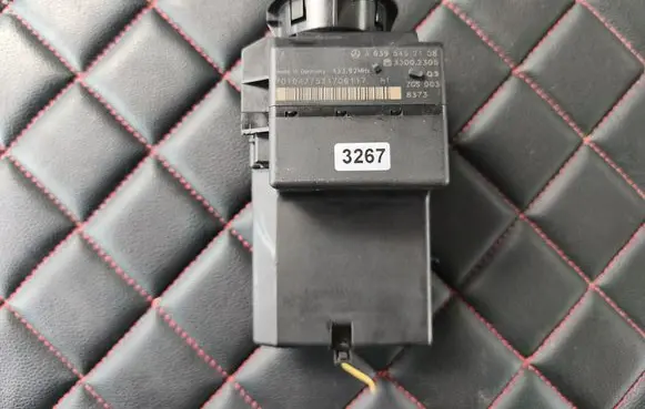 Mercedes-Benz Vito Viano W639 Engine ECU kit and lock set A6395452108 33002305