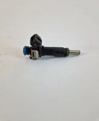 Opel Astra H Fuel injector 55353806