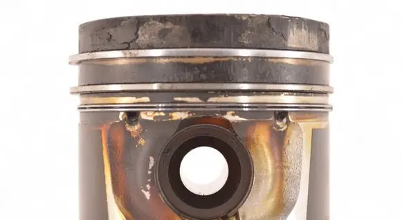 Peugeot 308 Piston 1612784080