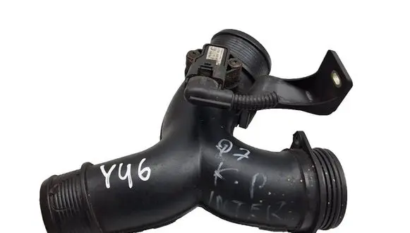 Volkswagen Touareg I Intercooler hose/pipe 7L6145770G