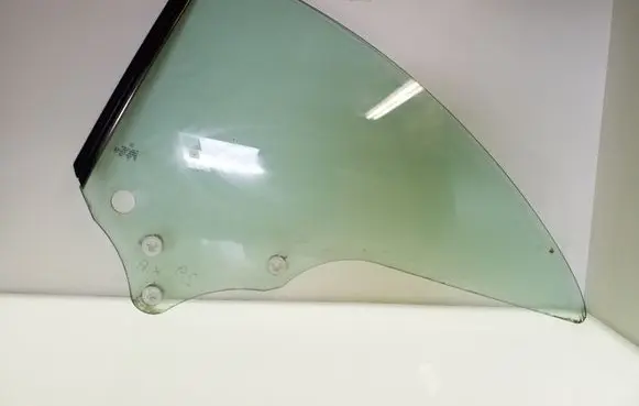 Mercedes-Benz CLK A209 C209 Rear door window glass 43R001026