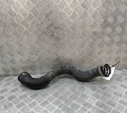 Mercedes-Benz CLA C117 X117 W117 Intercooler hose/pipe A2465200001