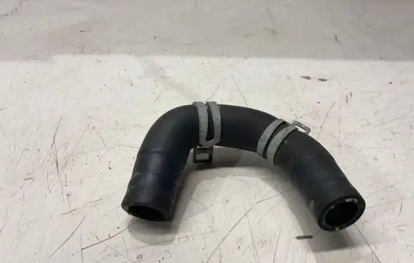 Volvo V40 Engine coolant pipe/hose 31368030
