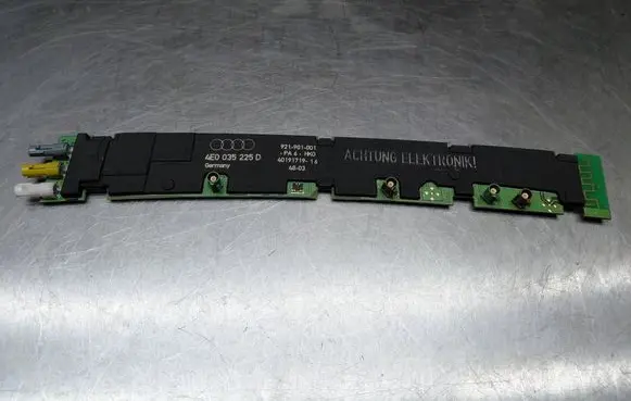 Audi A8 S8 D3 4E Radio antenna 4E0035225D