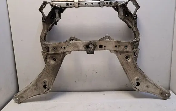 BMW M3 e92 Front subframe 2283440 2283014