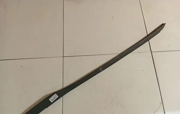 Opel Zafira A Windshield trim 76556MA
