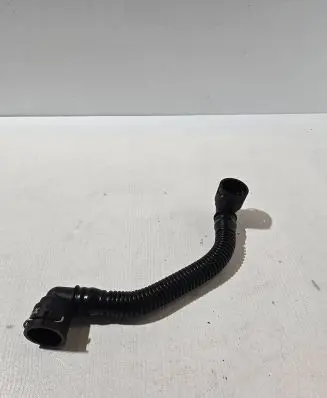 Opel Zafira B Breather hose/pipe 55556495