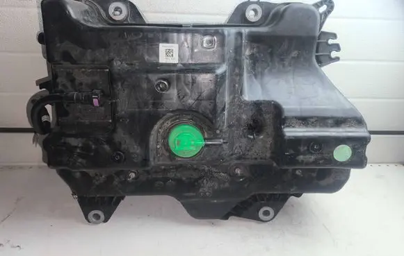Renault Trafic III (X82) AdBlue liquid reservoir 4113301AA
