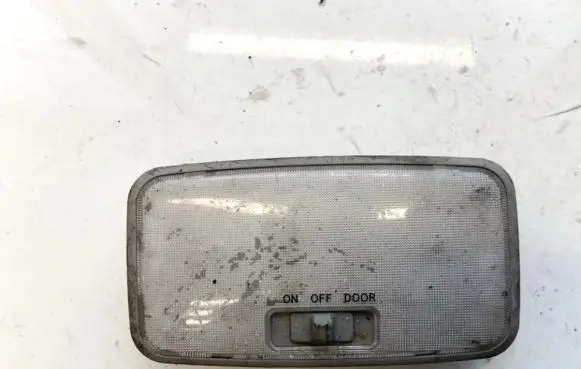 Toyota Yaris Rear seat light