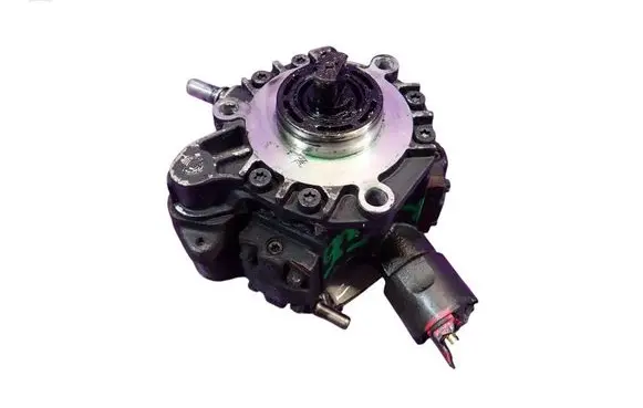 Peugeot 307 CC Fuel injection high pressure pump 