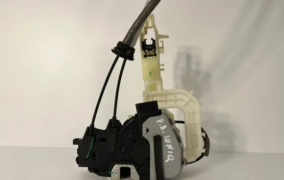 Hyundai Ioniq Front door lock 81320G2030IBV